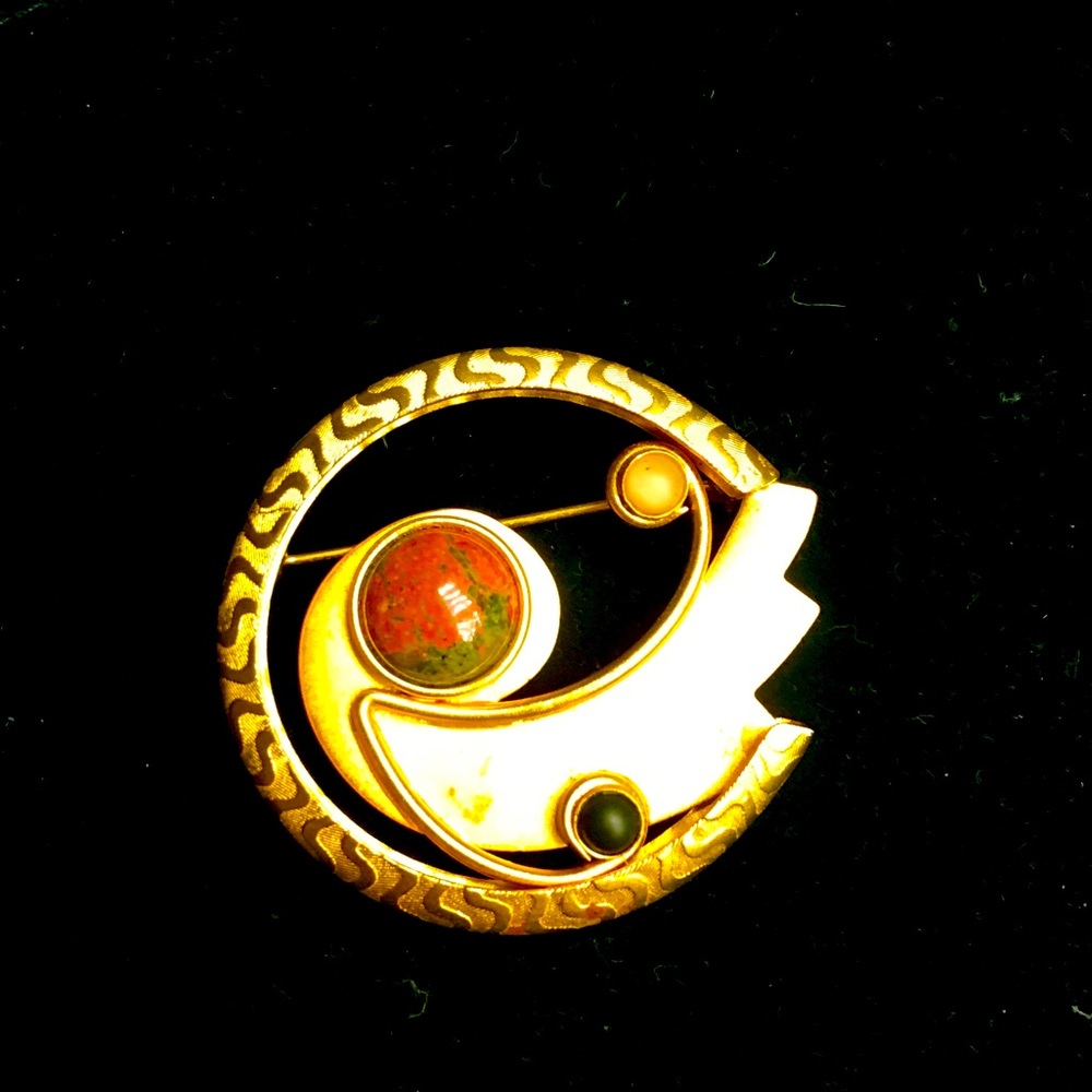 Dina Panagopoulos..Beautiful Vintage 1980’s Brooch